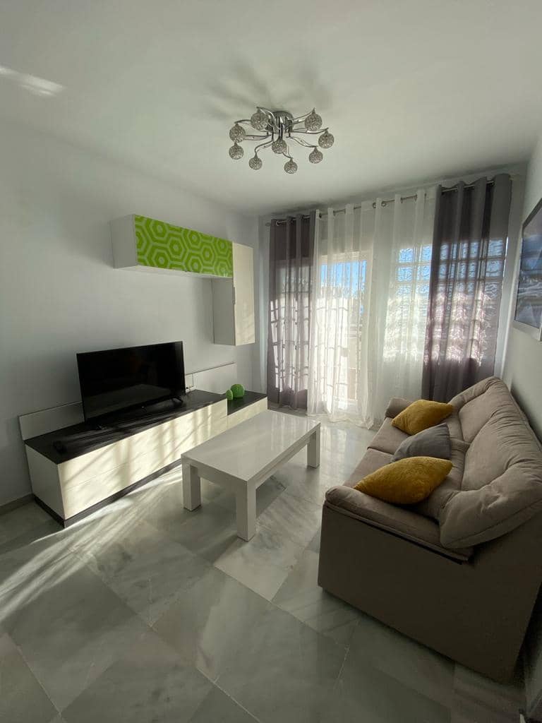 2 makuuhuone Huoneisto vuokrattavana paikassa Torrox - 850 € (Ref: 9523971)