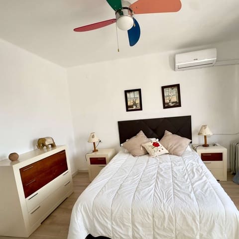 2 chambre Villa/Maison Mitoyenne à vendre à Centro, Nerja avec piscine garage - 295 000 € (Ref: 9535519)