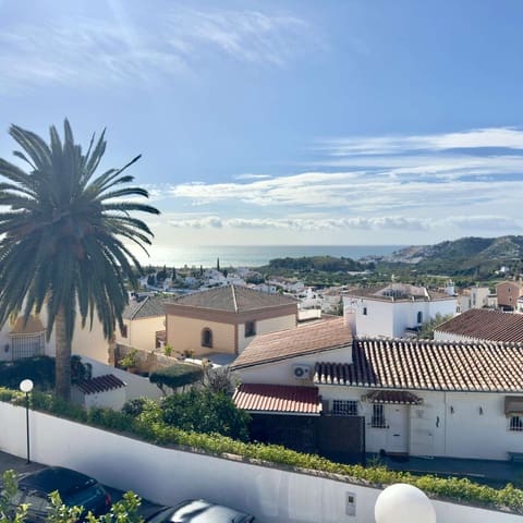 2 chambre Villa/Maison Mitoyenne à vendre à Centro, Nerja avec piscine garage - 295 000 € (Ref: 9535519)