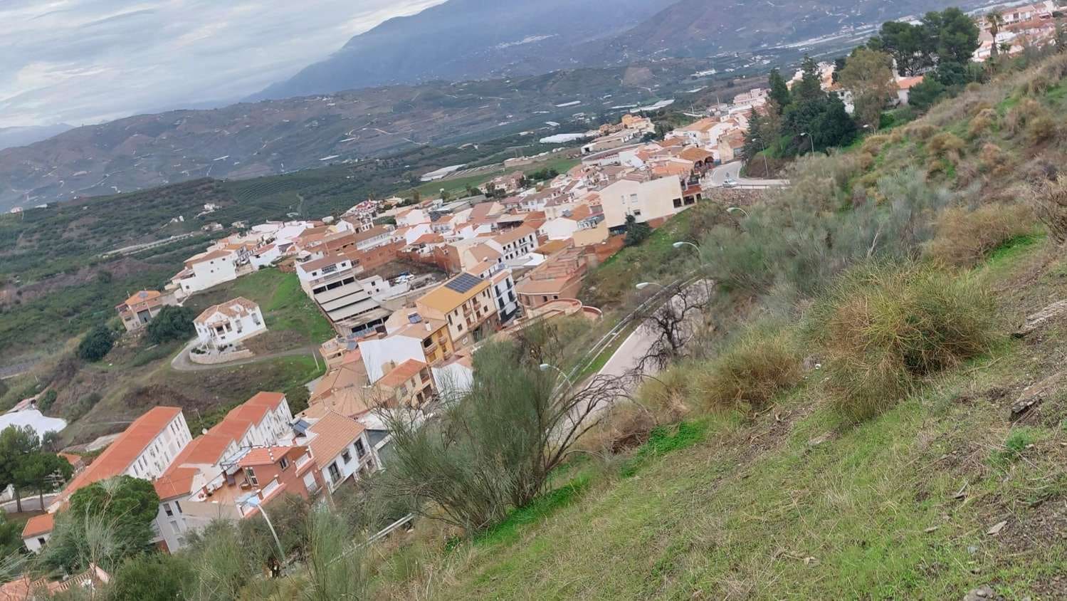 Undeveloped Land for sale in Benamocarra - € 650,000 (Ref: 9543061)