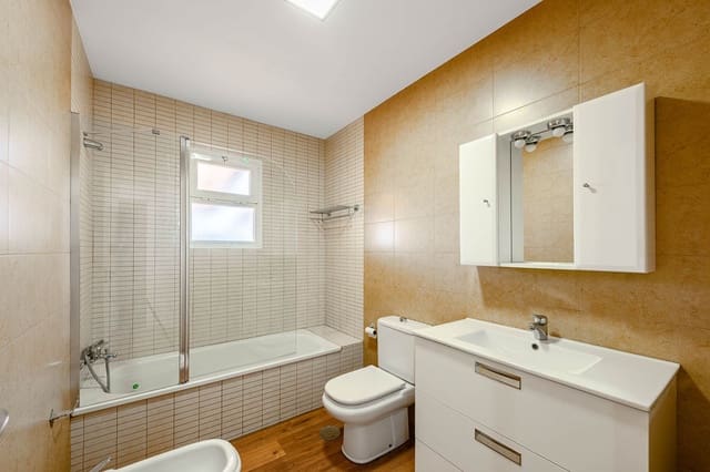 3 camera da letto Appartamento in vendita in Vélez-Málaga con garage - 399.900 € (Rif: 9543062)