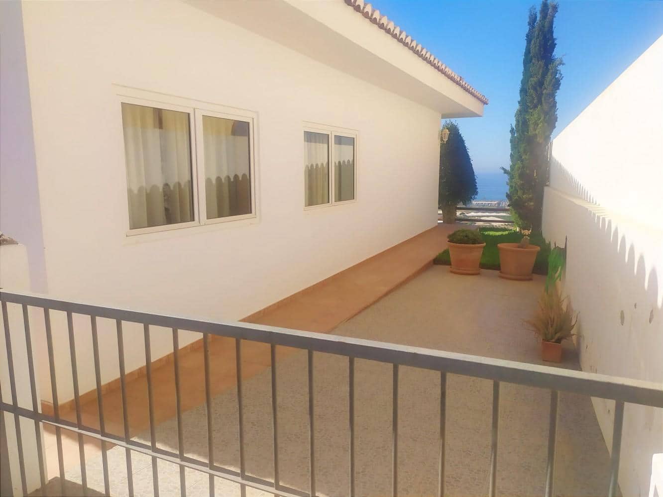 3 chambre Villa/Maison à vendre à Torrox-Costa avec piscine - 670 000 € (Ref: 9585399)