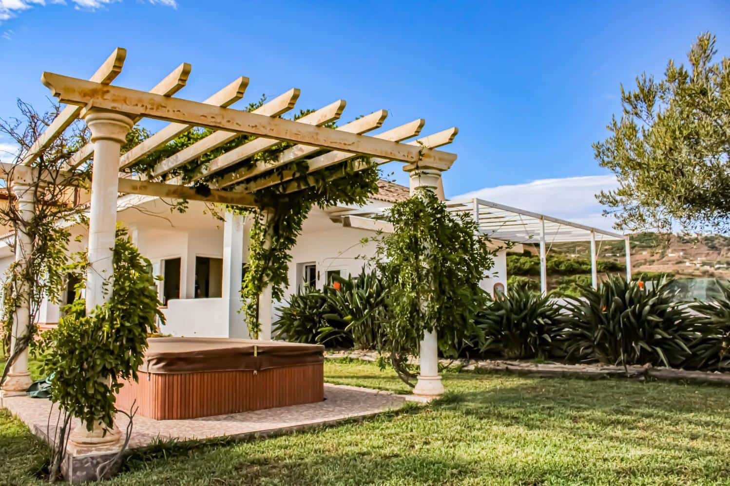 3 chambre Villa/Maison à vendre à Torrox-Costa avec piscine - 670 000 € (Ref: 9585399)