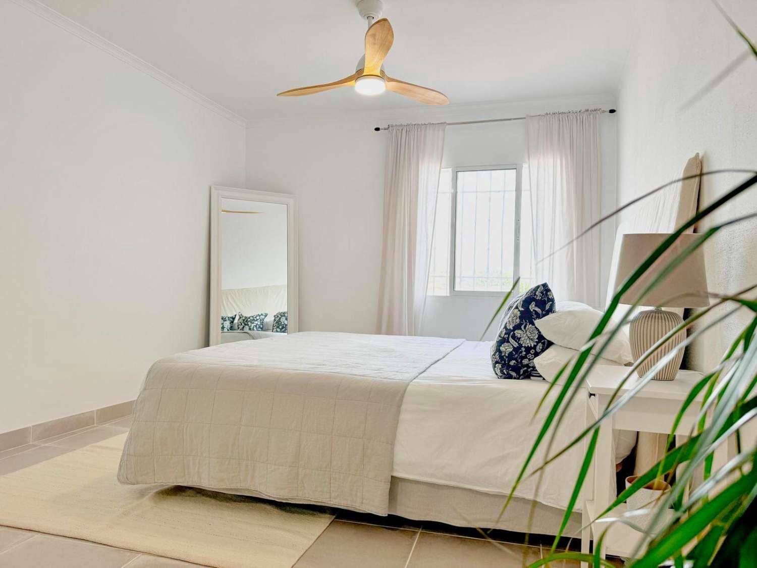 6 quarto Moradia para venda em Nerja com piscina - 1 099 000 € (Ref: 9614725)