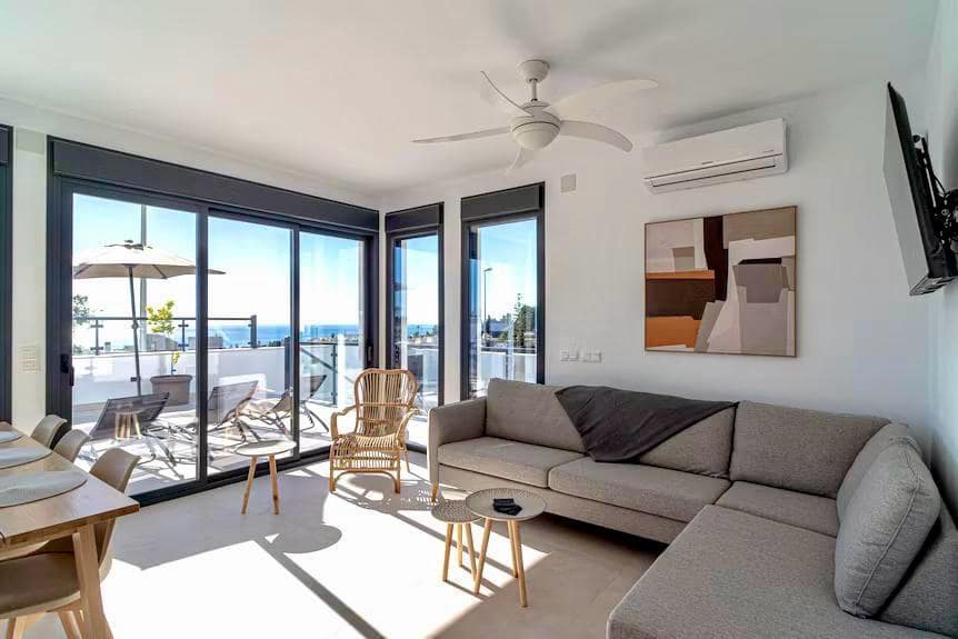 3 bedroom Villa for sale in Nerja with pool - € 829,000 (Ref: 9614726)