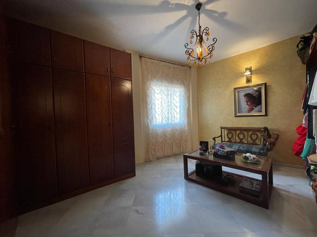 5 sovrum Semi-fristående Villa till salu i Velez-Malaga med pool garage - 437 000 € (Ref: 9614727)