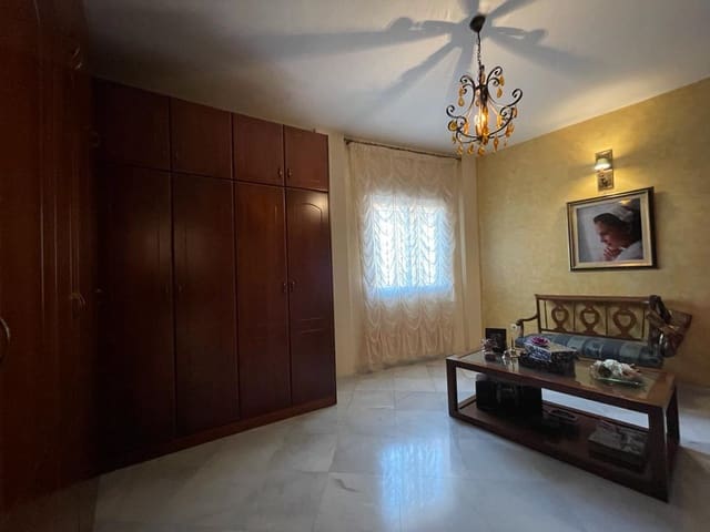 5 sovrum Semi-fristående Villa till salu i Vélez-Málaga med pool garage - 437 000 € (Ref: 9614727)