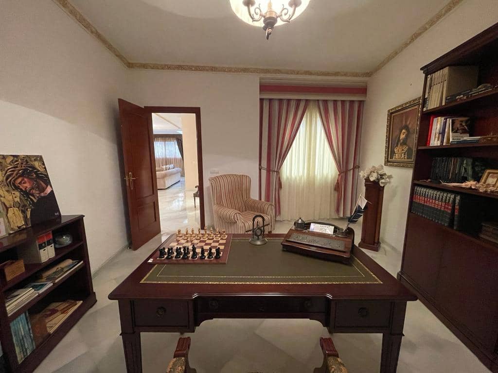 5 sovrum Semi-fristående Villa till salu i Velez-Malaga med pool garage - 437 000 € (Ref: 9614727)