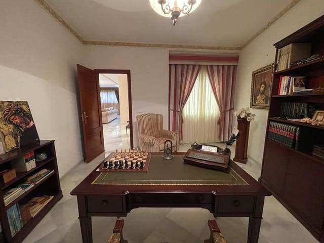 5 sovrum Semi-fristående Villa till salu i Vélez-Málaga med pool garage - 437 000 € (Ref: 9614727)