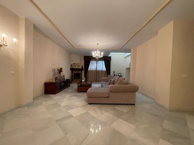 5 sovrum Semi-fristående Villa till salu i Vélez-Málaga med pool garage - 437 000 € (Ref: 9614727)