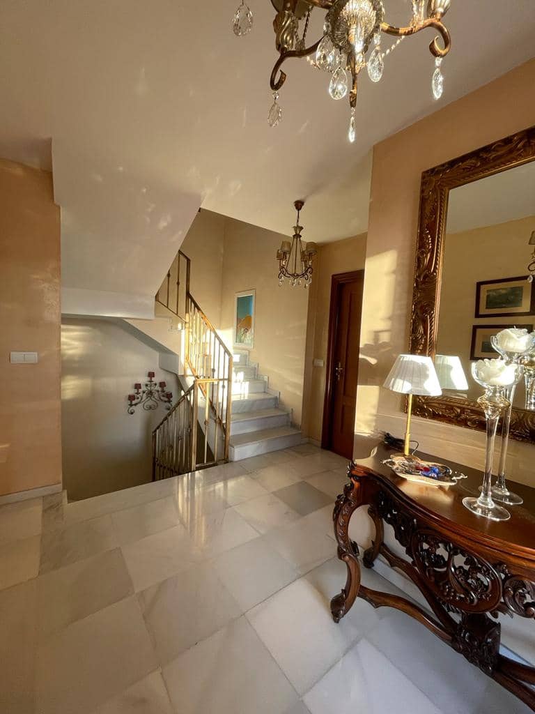 5 sovrum Semi-fristående Villa till salu i Velez-Malaga med pool garage - 437 000 € (Ref: 9614727)