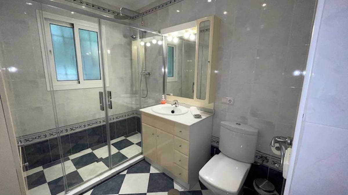 4 sypialnia Willa na sprzedaż w Nerja - 699 000 € (Ref: 9719491)