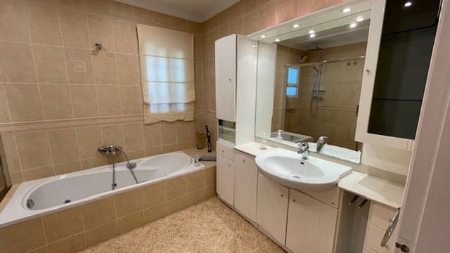 4 sypialnia Willa na sprzedaż w Capistrano, Nerja - 699 000 € (Ref: 9719491)