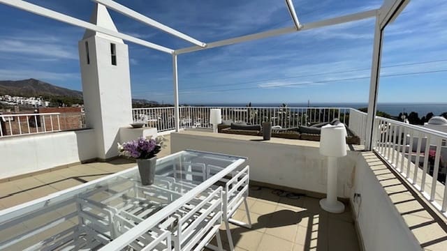 4 sypialnia Willa na sprzedaż w Capistrano, Nerja - 699 000 € (Ref: 9719491)