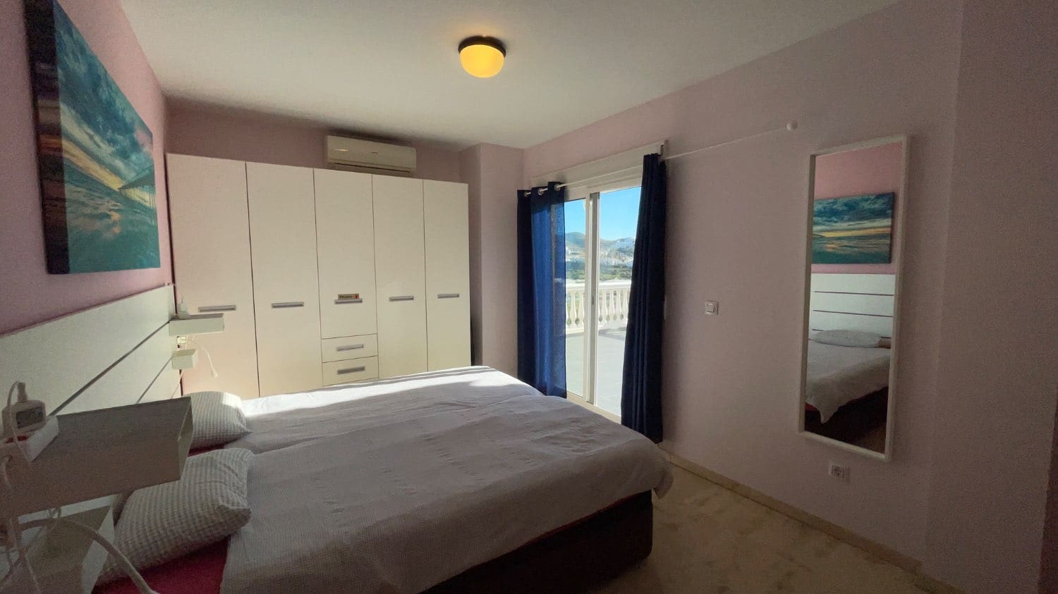 3 slaapkamer Rijtjeshuis te koop in Torrox-Costa met zwembad - € 469.000 (Ref: 9719493)