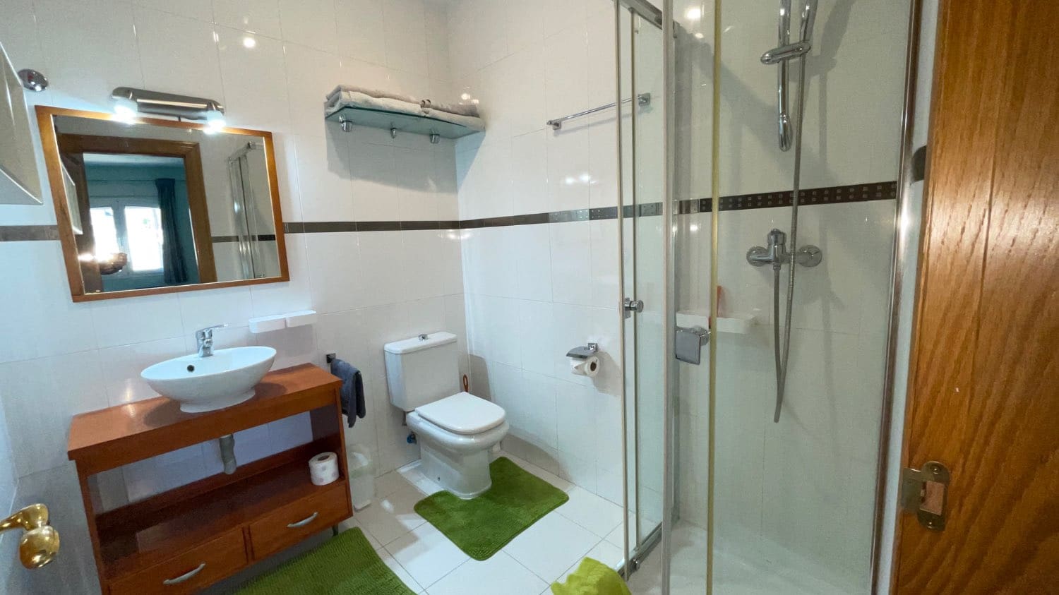 3 slaapkamer Rijtjeshuis te koop in Torrox-Costa met zwembad - € 469.000 (Ref: 9719493)