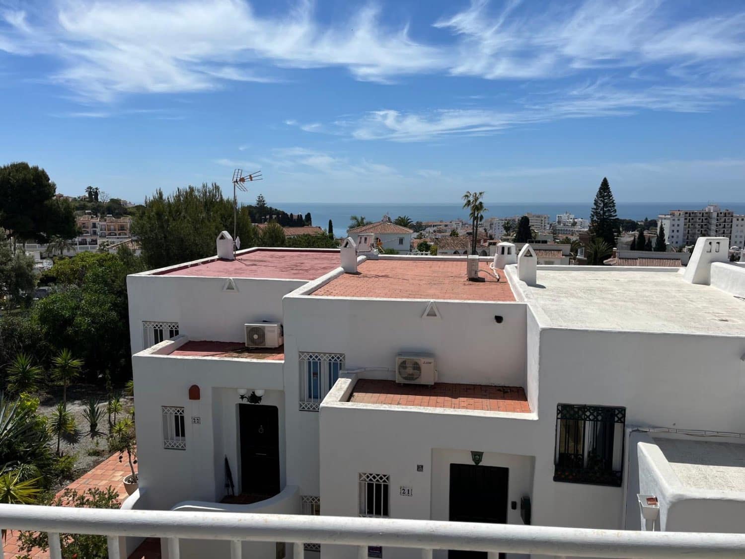 3 chambre Villa/Maison Mitoyenne à vendre à Nerja avec piscine - 565 000 € (Ref: 9719494)