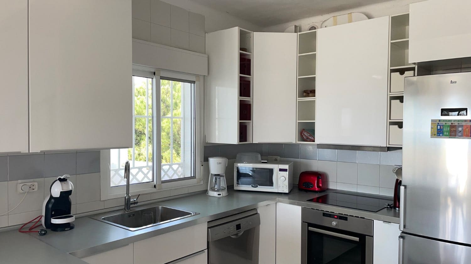 3 chambre Villa/Maison Mitoyenne à vendre à Nerja avec piscine - 565 000 € (Ref: 9719494)