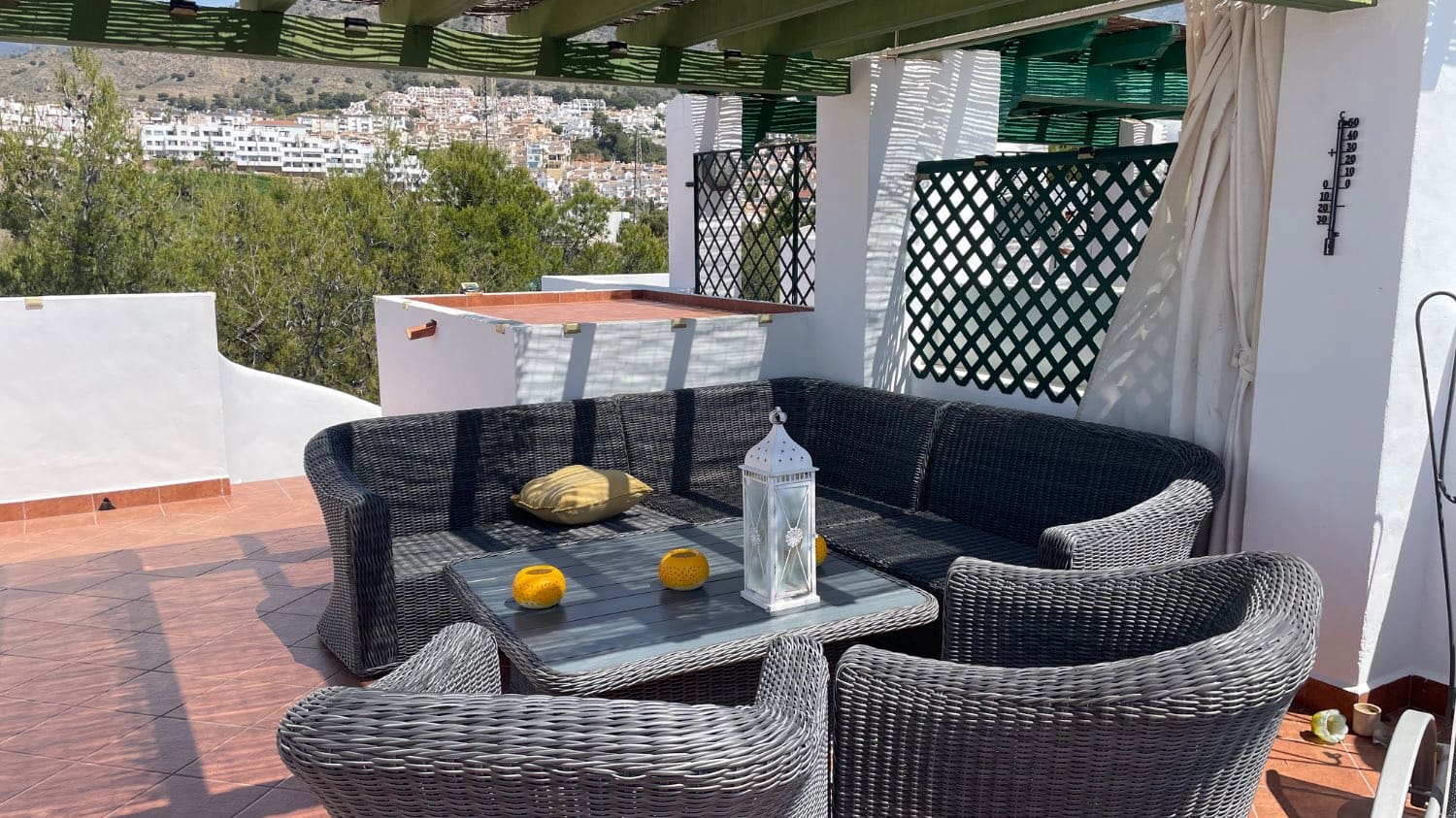 3 chambre Villa/Maison Mitoyenne à vendre à Nerja avec piscine - 565 000 € (Ref: 9719494)
