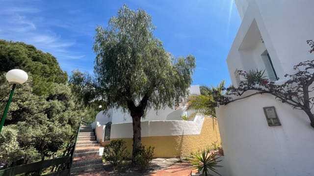 3 chambre Villa/Maison Mitoyenne à vendre à Burriana, Nerja avec piscine - 565 000 € (Ref: 9719494)
