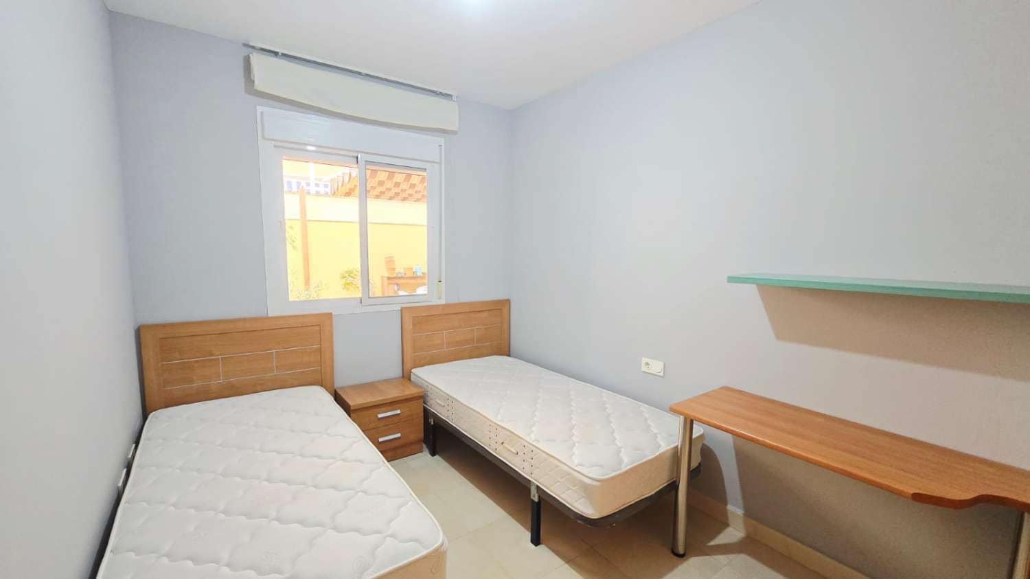 Piso de 2 habitaciones en Torrox en venta - 305.000 € (Ref: 9830640)