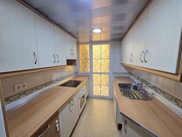 2 makuuhuone Asunto myytävänä paikassa Torrox - 305 000 € (Ref: 9830640)