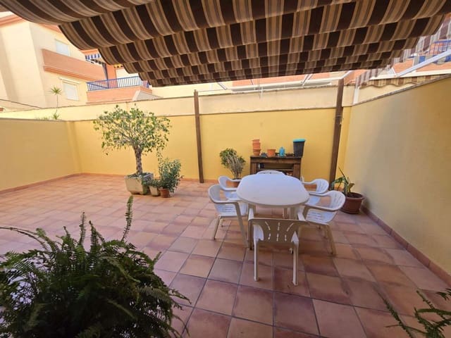 2 makuuhuone Asunto myytävänä paikassa Torrox - 305 000 € (Ref: 9830640)