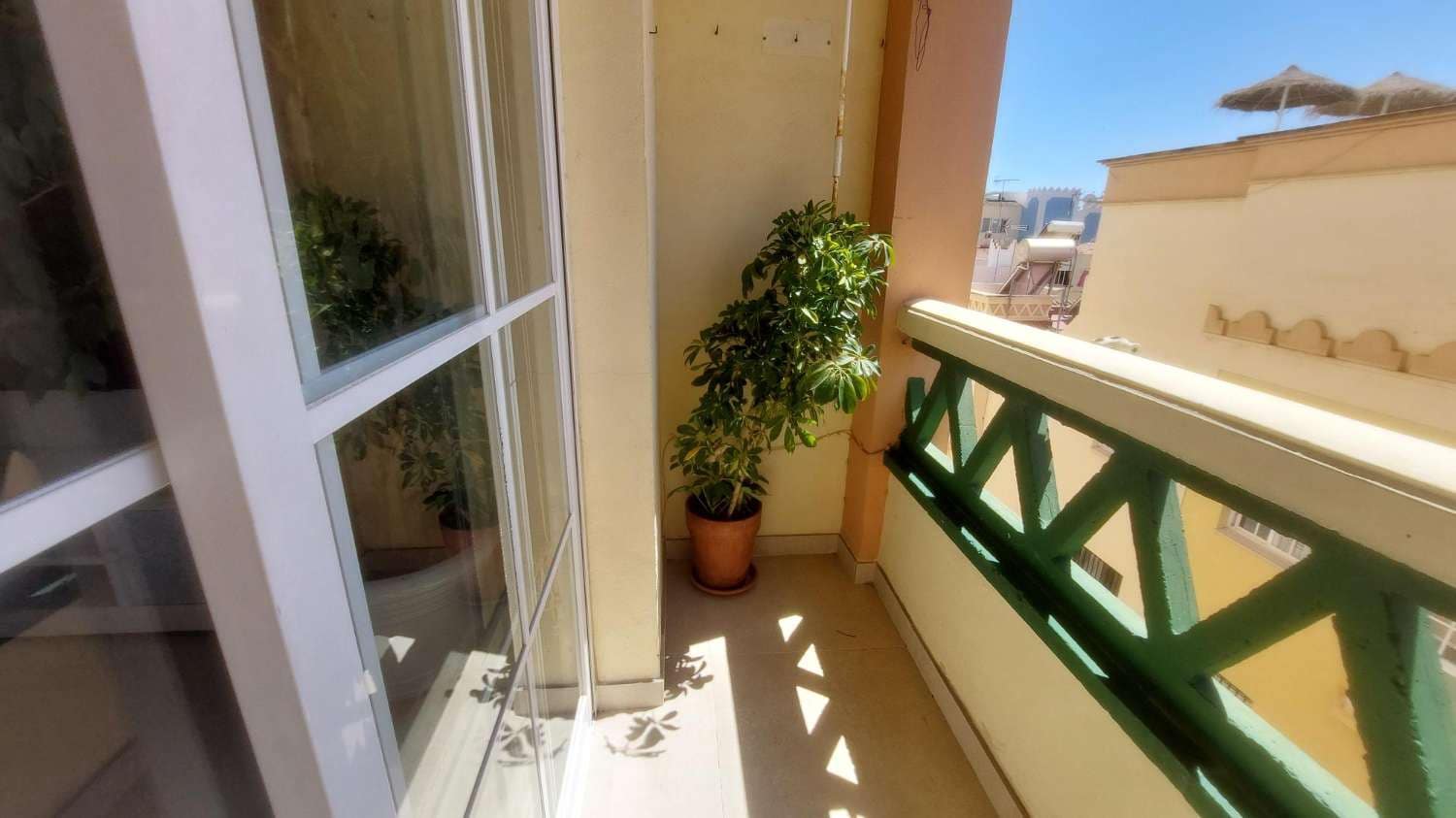 2 bedroom Beach Apartment for sale in Nerja - € 315,000 (Ref: 9833257)
