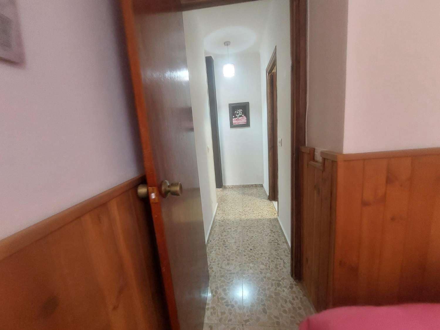 3 soveværelse Lejlighed til salg i Nerja - € 485.000 (Ref: 9854916)