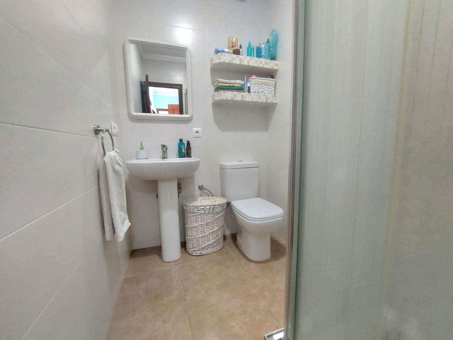 3 soveværelse Lejlighed til salg i Nerja - € 485.000 (Ref: 9854916)