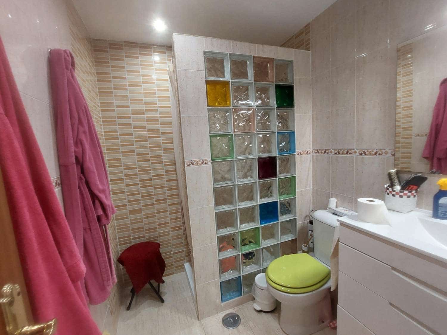 1 bedroom Apartment for sale in Torrox with pool - € 190,000 (Ref: 9866467)
