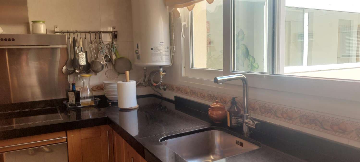 Apartamento Playa de 2 habitaciones en Torrox en venta - 365.000 € (Ref: 9893697)