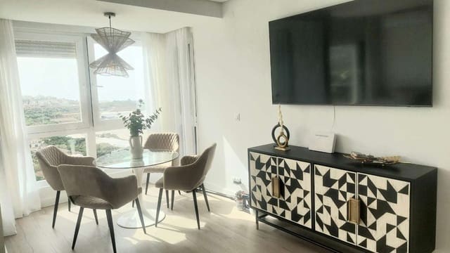 Piso de 2 habitaciones en Urbanización Santa Rosa, Torrox en venta con piscina - 275.000 € (Ref: 9972842)