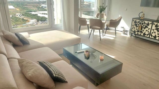 Piso de 2 habitaciones en Urbanización Santa Rosa, Torrox en venta con piscina - 275.000 € (Ref: 9972842)