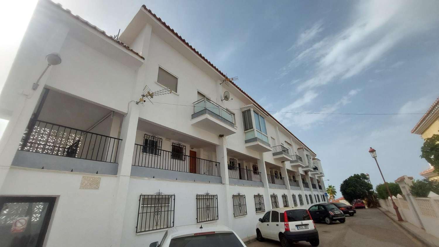 2 bedroom Flat for sale in Torrox-Costa with pool - € 275,000 (Ref: 9972842)
