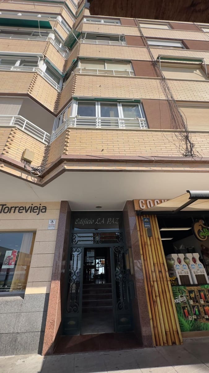 3 Zimmer Apartment zu vermieten in Torrevieja - 1.150 € (Ref: 10067967)