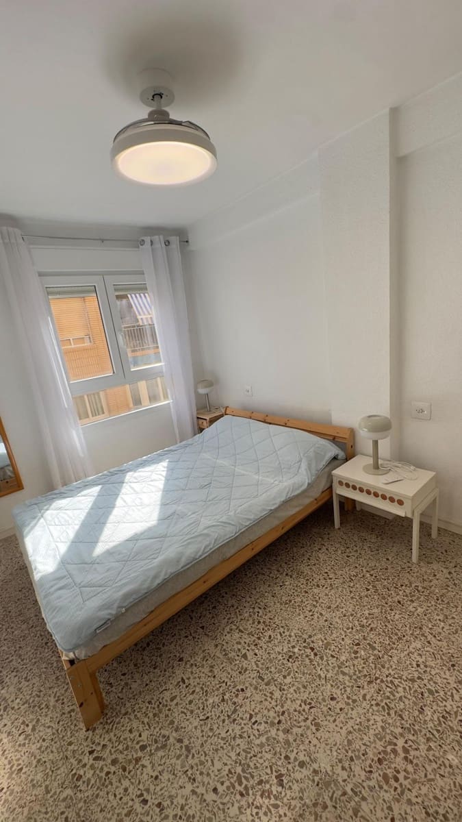 3 Zimmer Apartment zu vermieten in Torrevieja - 1.150 € (Ref: 10067967)