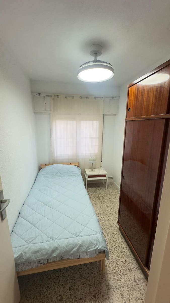 3 Zimmer Apartment zu vermieten in Torrevieja - 1.150 € (Ref: 10067967)