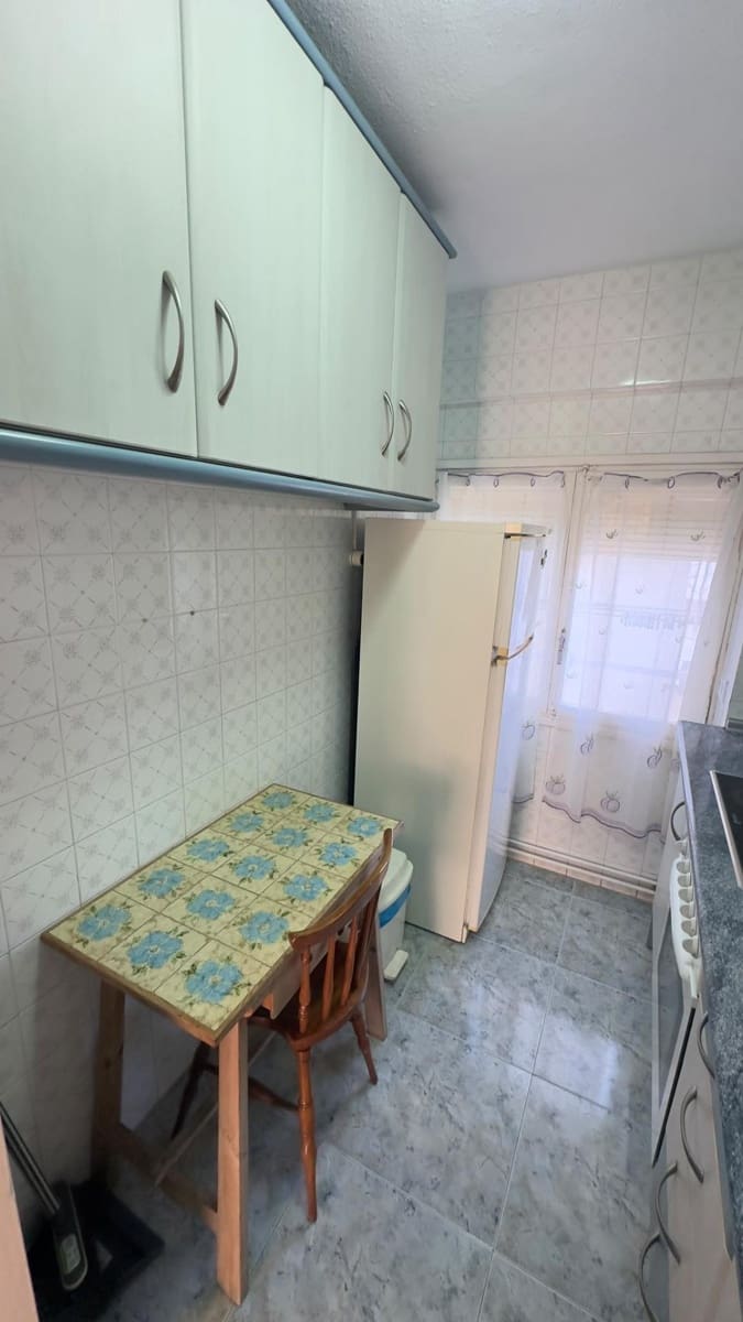 3 Zimmer Apartment zu vermieten in Torrevieja - 1.150 € (Ref: 10067967)