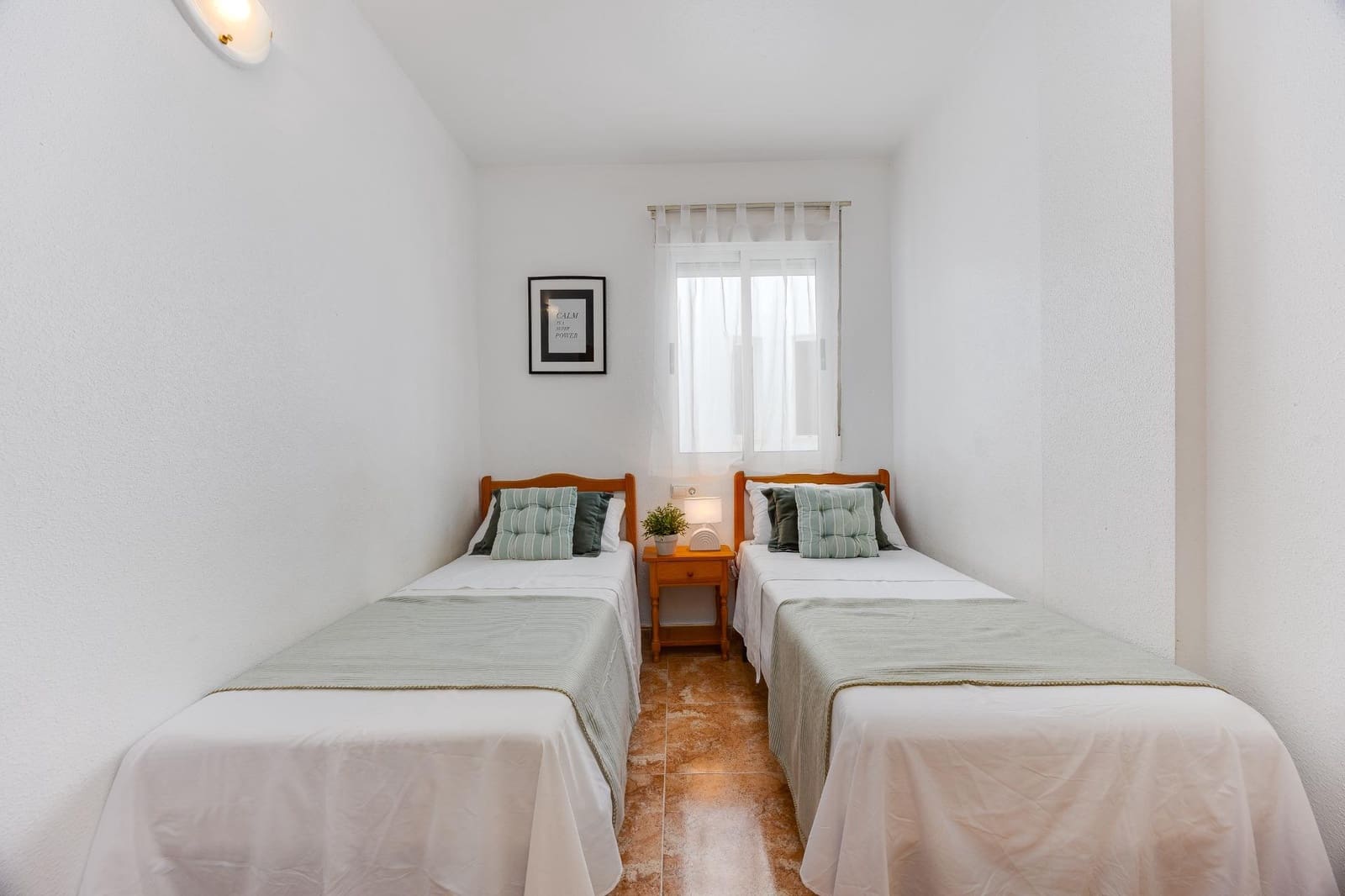 2 makuuhuone Huoneisto myytävänä paikassa Torrevieja mukana uima-altaan - 149 500 € (Ref: 10115900)