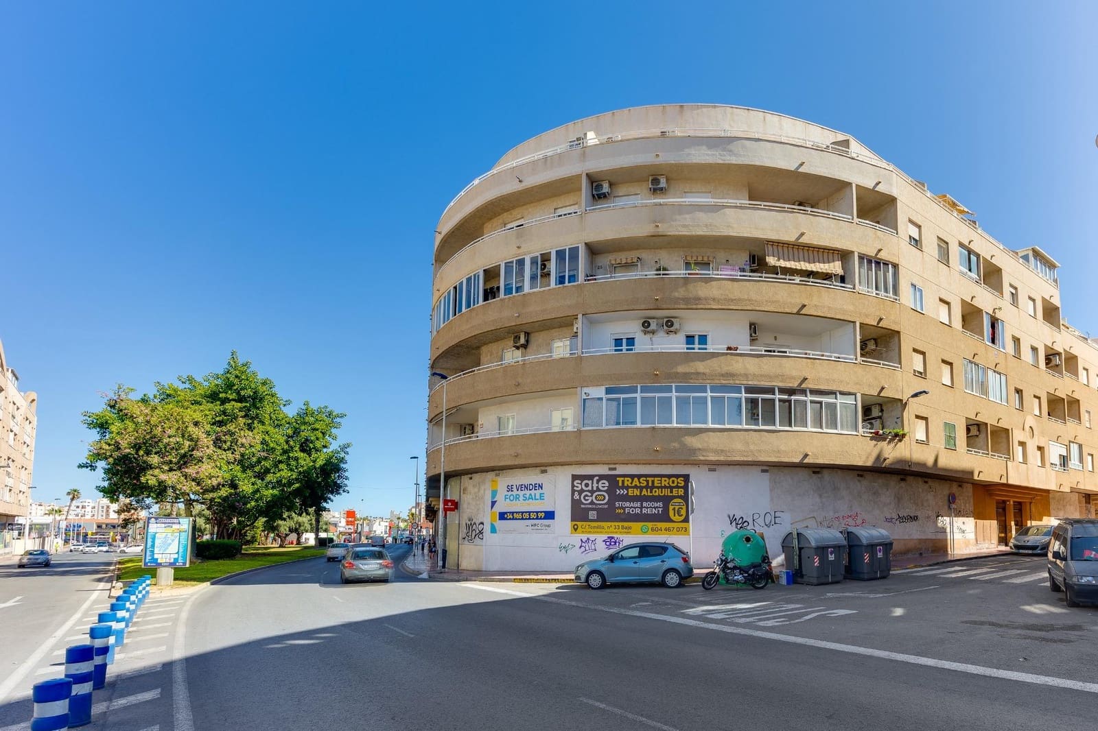 2 makuuhuone Huoneisto myytävänä paikassa Torrevieja mukana uima-altaan - 149 500 € (Ref: 10115900)