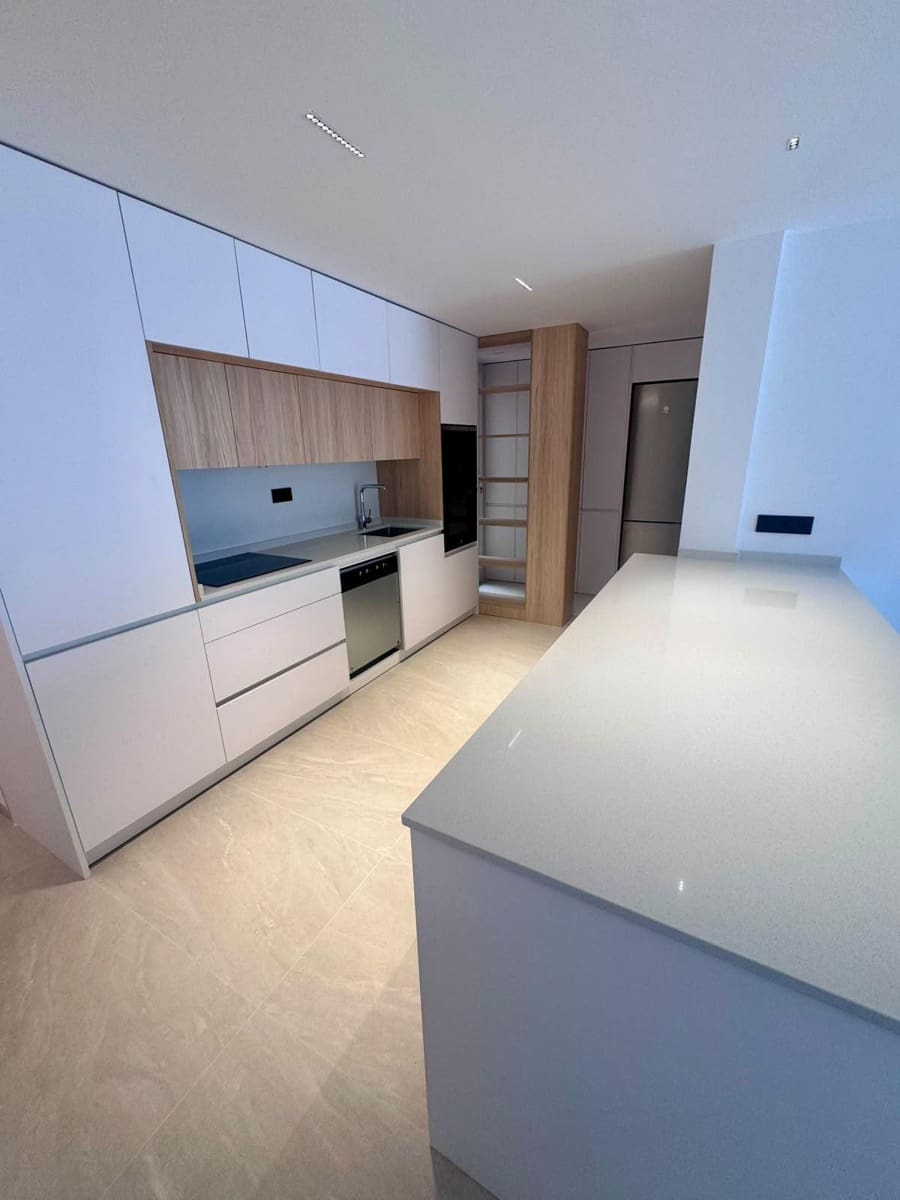 3 sypialnia Apartament na sprzedaż w Torrevieja - 285 000 € (Ref: 10171714)