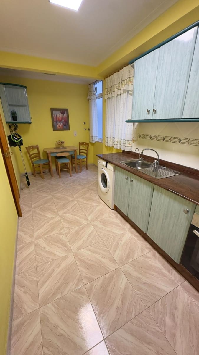 3 slaapkamer Appartement te huur in Torrevieja - € 1.200 (Ref: 10171715)