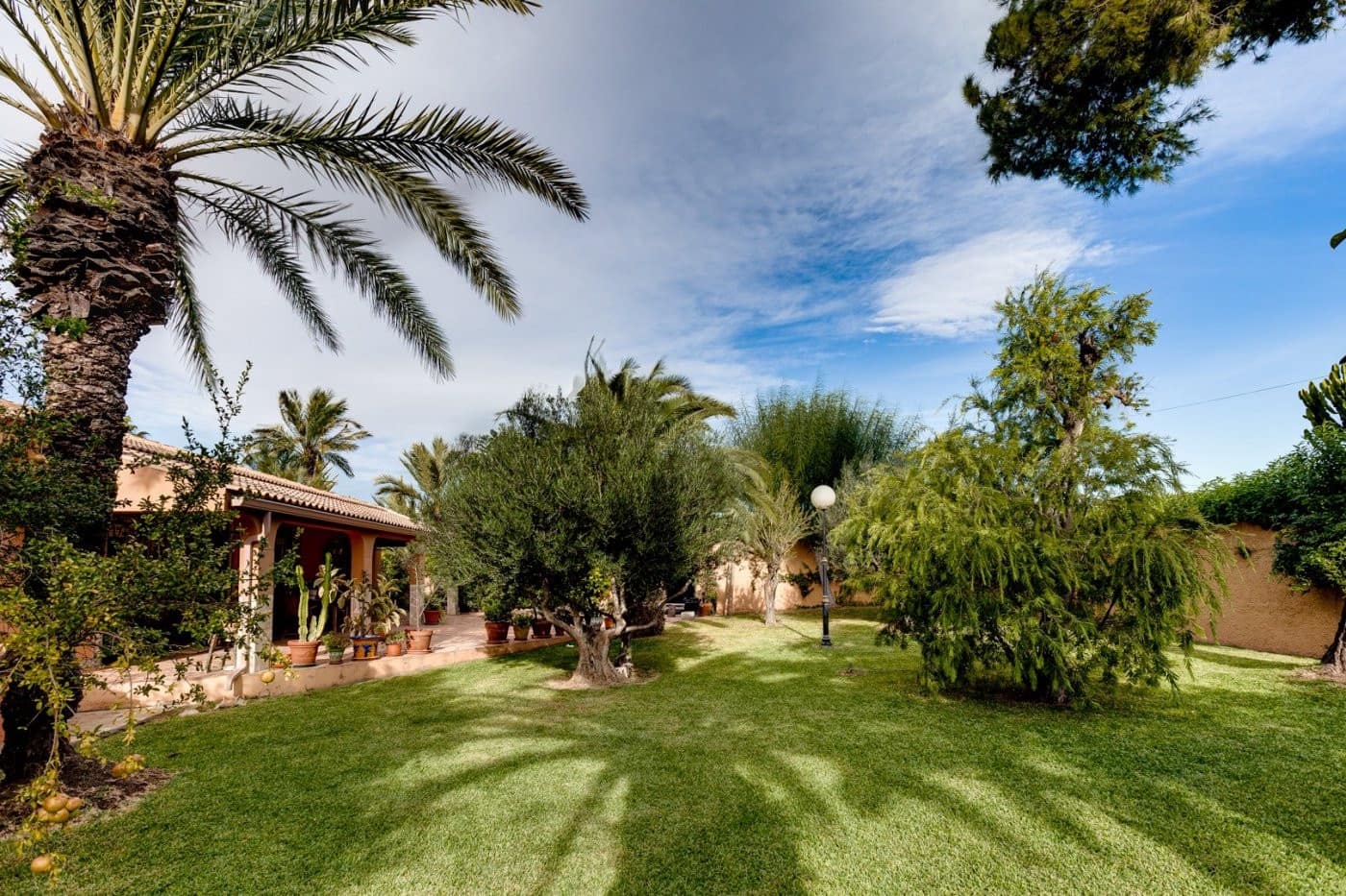 5 soveværelse Villa til salg i San Luis med swimmingpool garage - € 850.000 (Ref: 6900490)