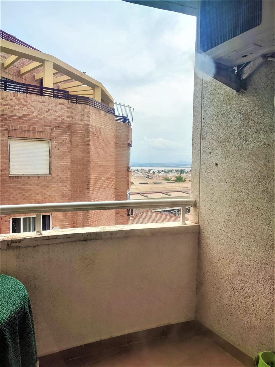 2 slaapkamer Appartement te huur in Torrevieja met zwembad - € 750 (Ref: 7097926)