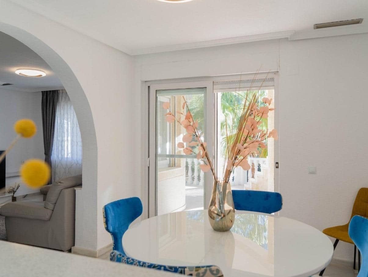 4 bedroom Villa for sale in Orihuela Costa with pool garage - € 799,000 (Ref: 8133864)