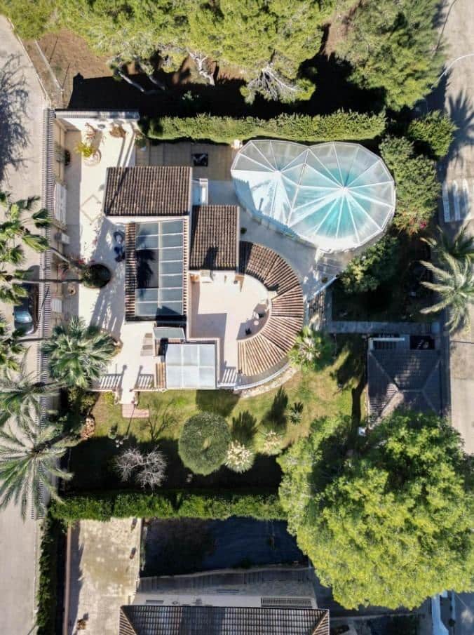 4 bedroom Villa for sale in Orihuela Costa with pool garage - € 799,000 (Ref: 8133864)