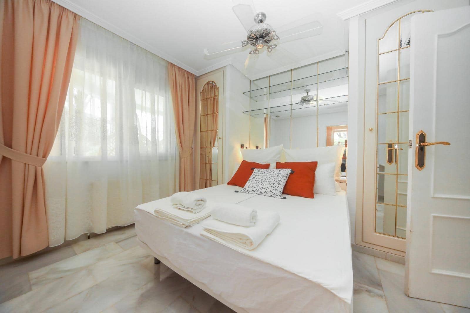 4 bedroom Villa for sale in Orihuela Costa with pool garage - € 799,000 (Ref: 8133864)