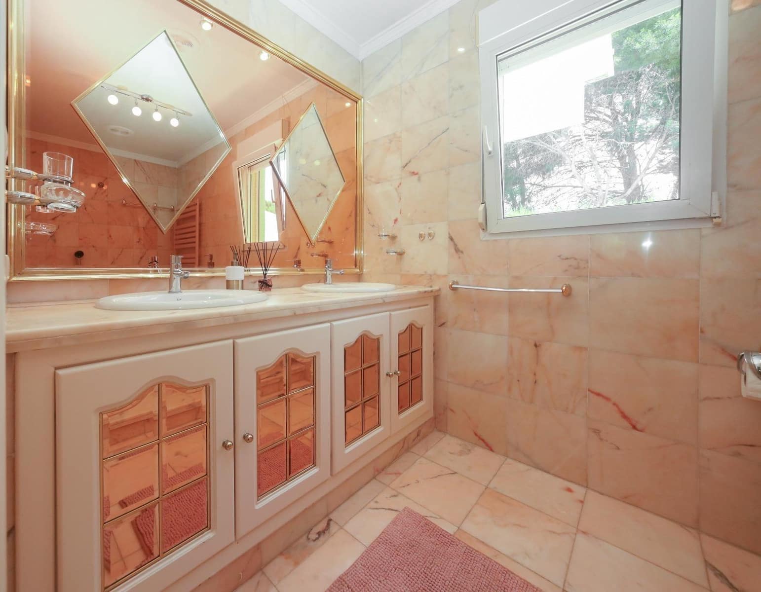 4 bedroom Villa for sale in Orihuela Costa with pool garage - € 799,000 (Ref: 8133864)