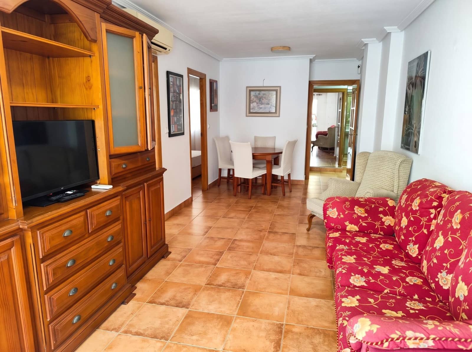 2 bedroom Apartment for rent in Torrevieja with pool - € 800 (Ref: 8445924)